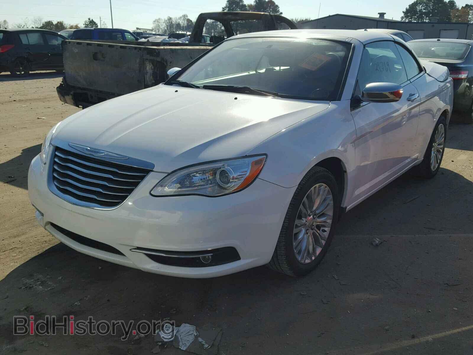 2013 CHRYSLER 200 - VIN: 1C3BCBFG1DN578881 - Фото 2