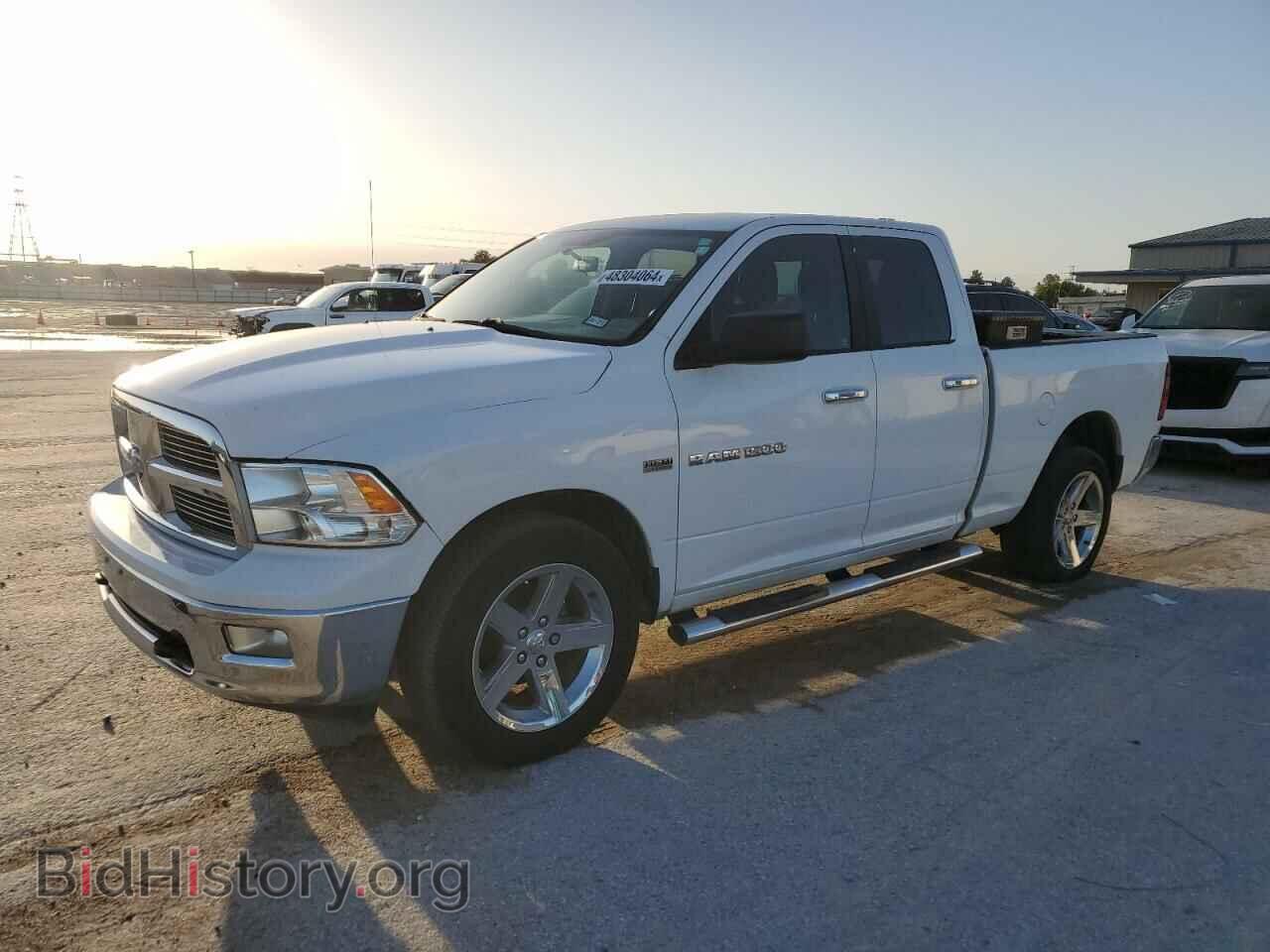 Photo 1D7RV1GT8BS659780 - DODGE All Models 2011