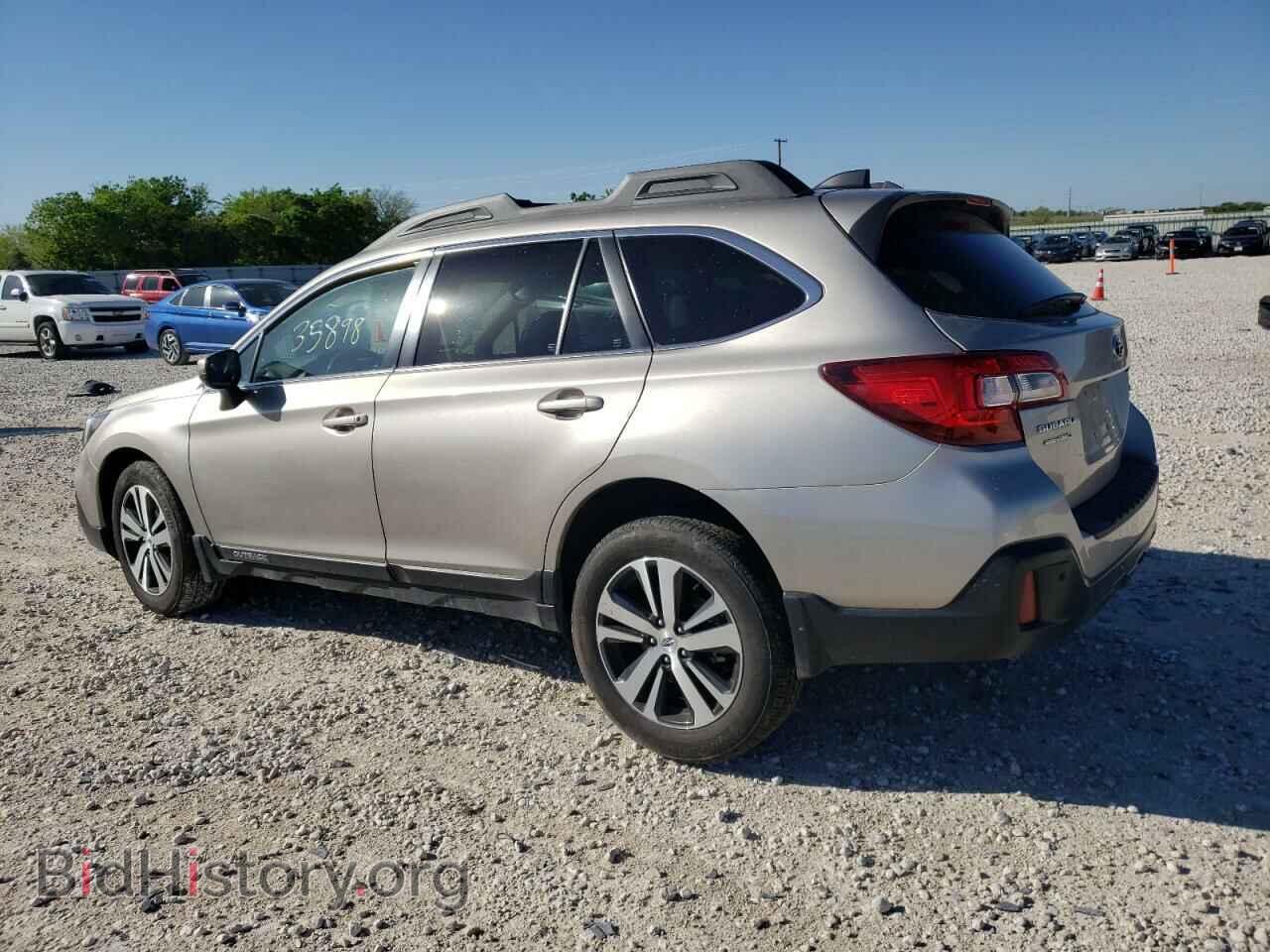 2018 SUBARU OUTBACK - VIN: 4S4BSANC5J3370481 - Фото 2
