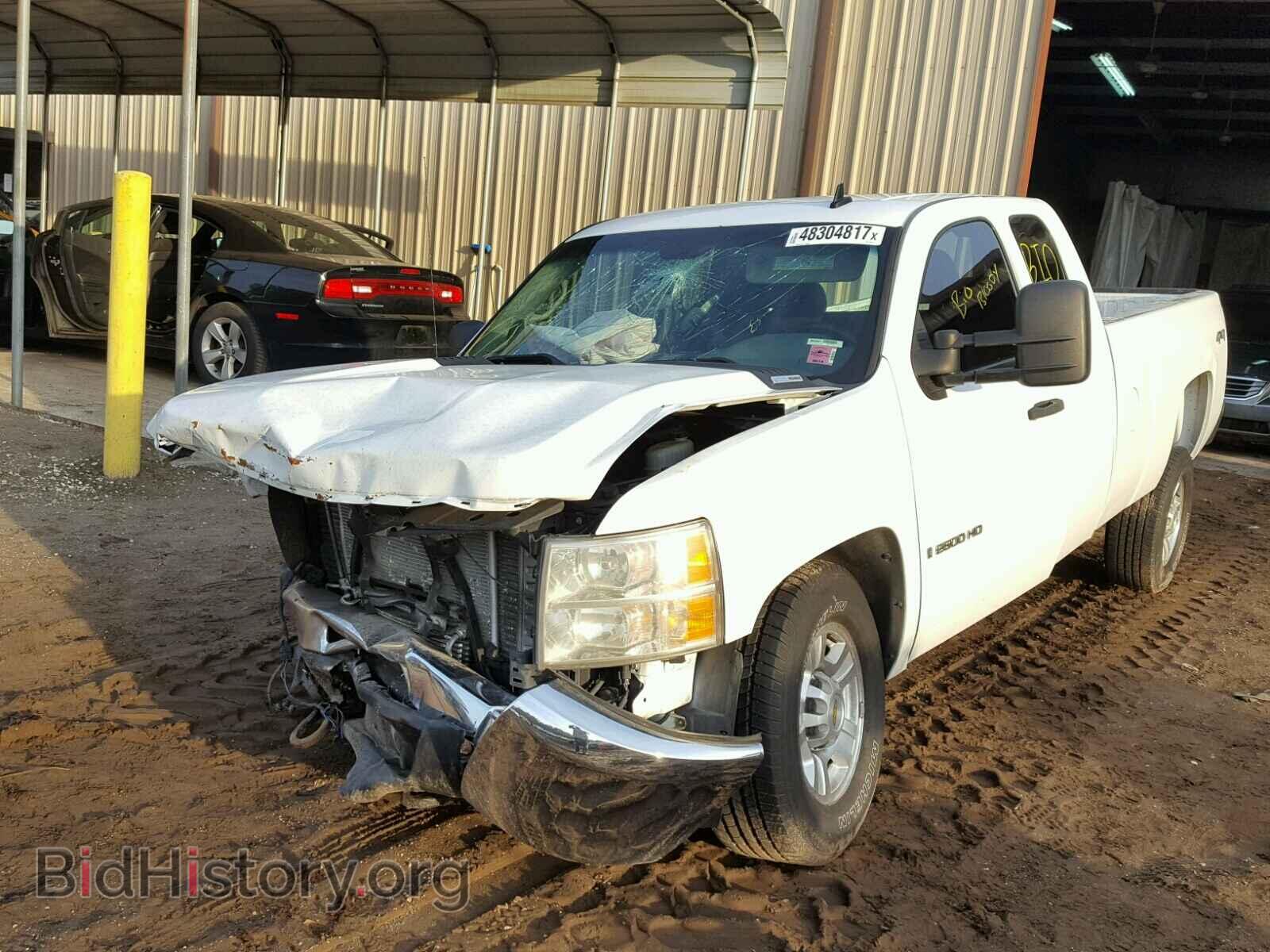 2007 CHEVROLET SILVERADO - VIN: 1GCHK29667E579072 - Фото 2