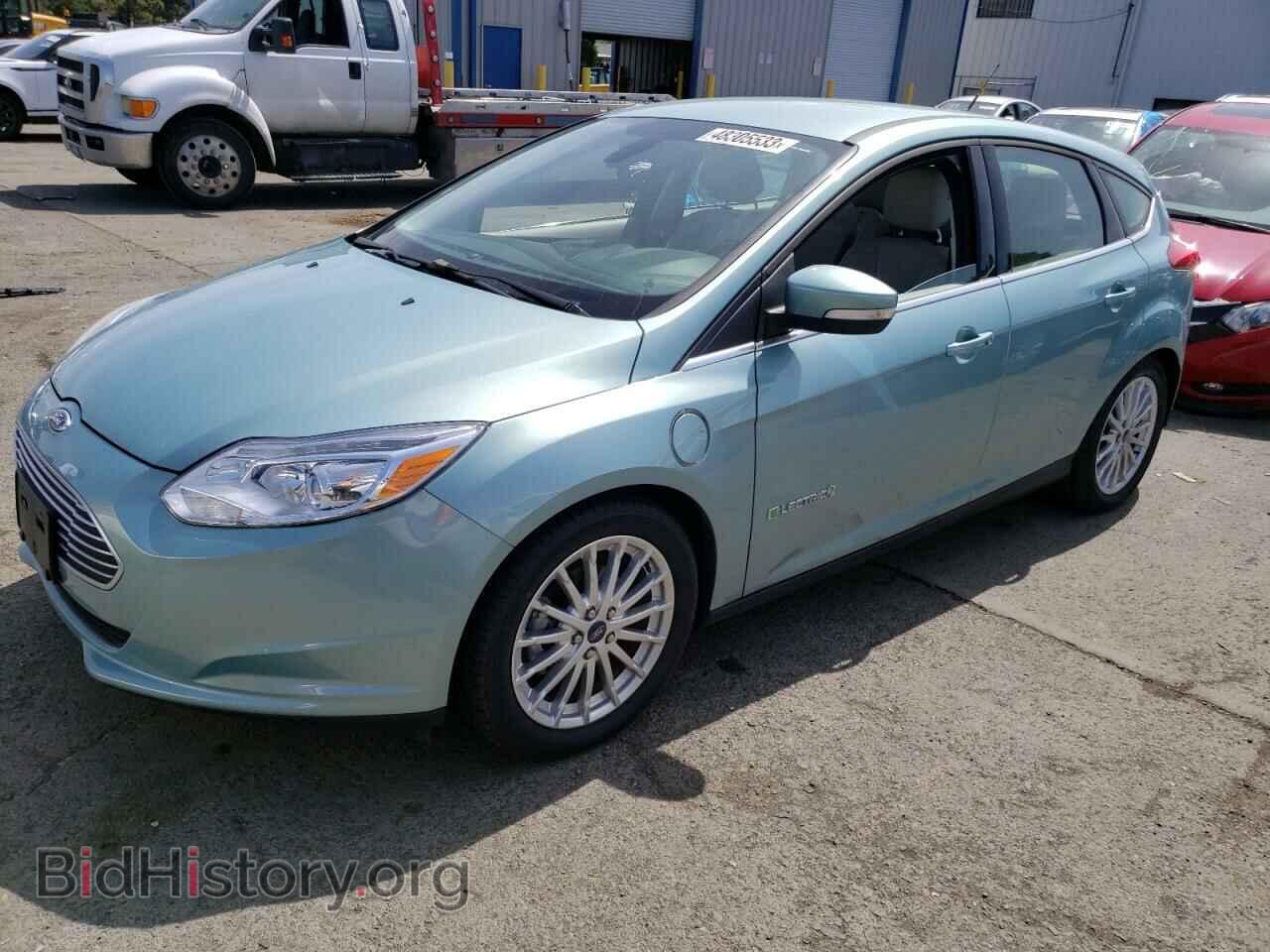 Photo 1FAHP3R49CL363931 - FORD FOCUS 2012