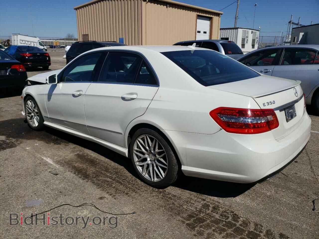 2011 MERCEDES-BENZ E-CLASS - VIN: WDDHF8HB3BA439346 - Фото 2