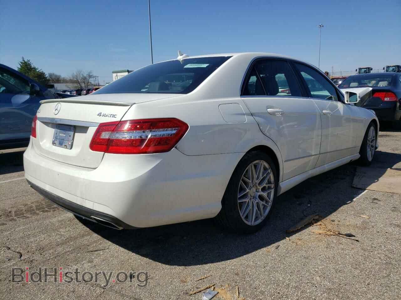 2011 MERCEDES-BENZ E-CLASS - VIN: WDDHF8HB3BA439346 - Фото 3