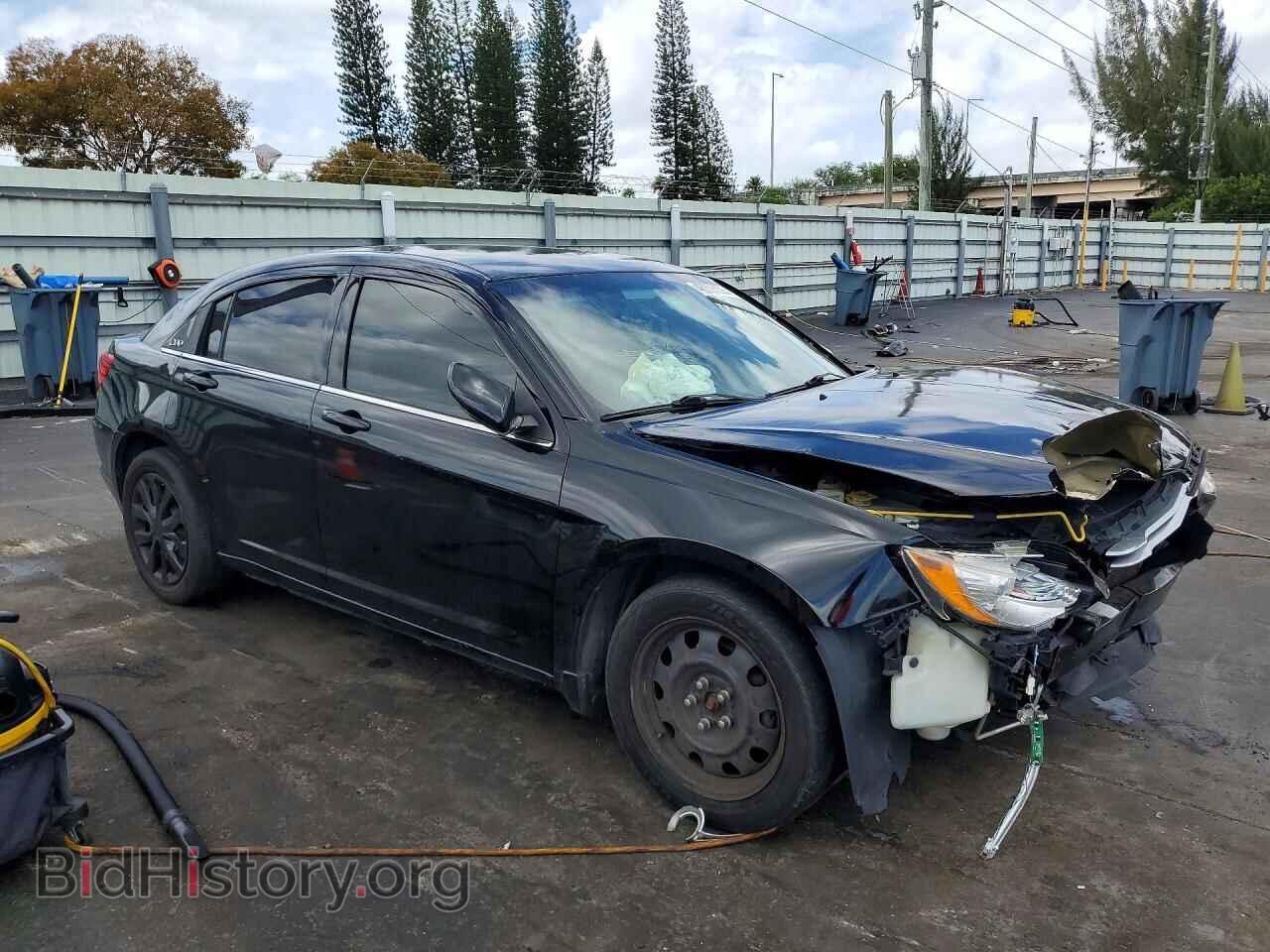 2014 CHRYSLER 200 - VIN: 1C3CCBAB4EN209689 - Photo 4