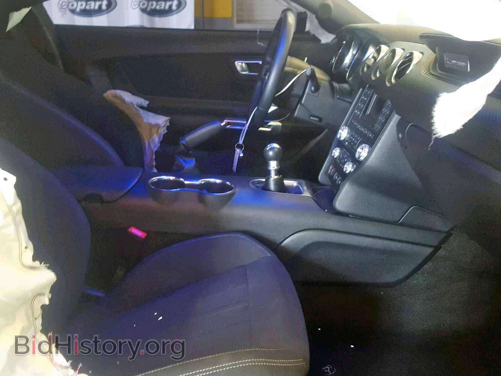2018 FORD MUSTANG - VIN: 1FA6P8TH8J5135372 - Фото 5