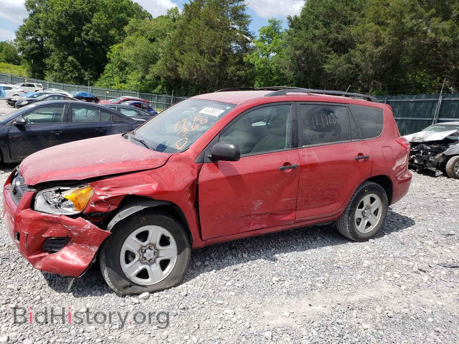 2011 TOYOTA RAV4 - VIN: 2T3BF4DV4BW143231 - Photo 2