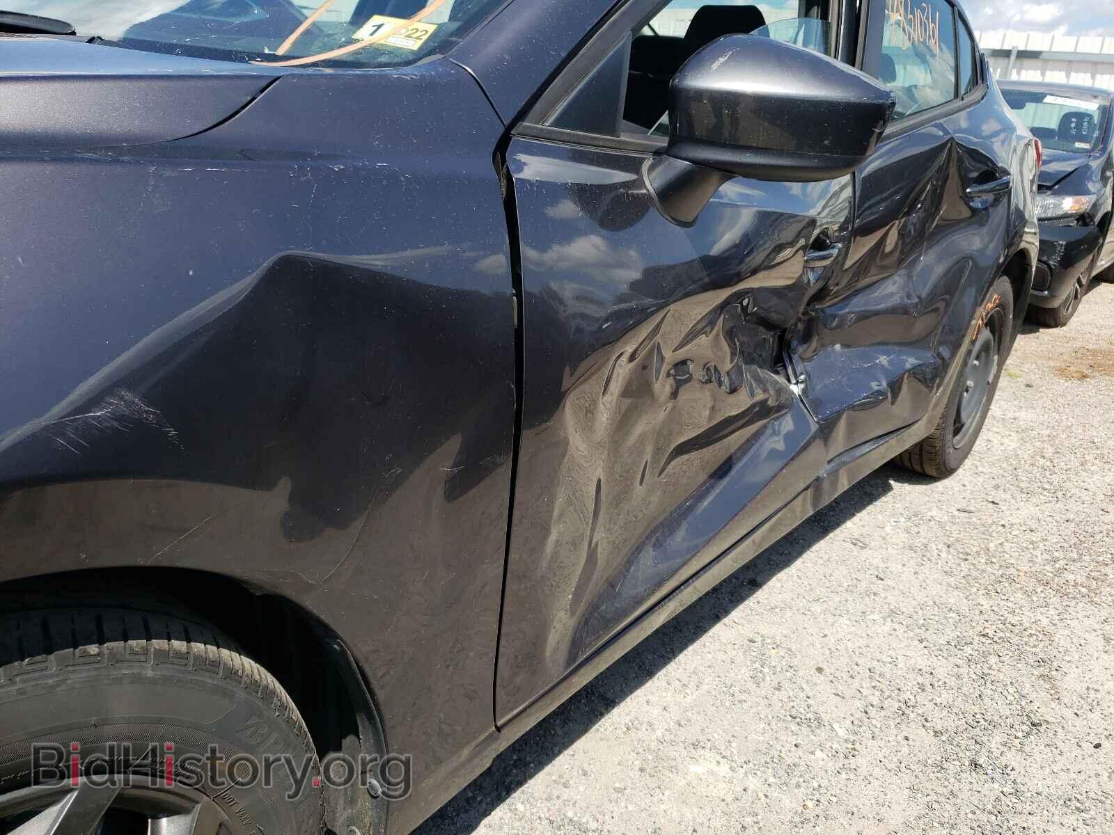 2018 MAZDA 3 - VIN: 3MZBN1U79JM263655 - Фото 9