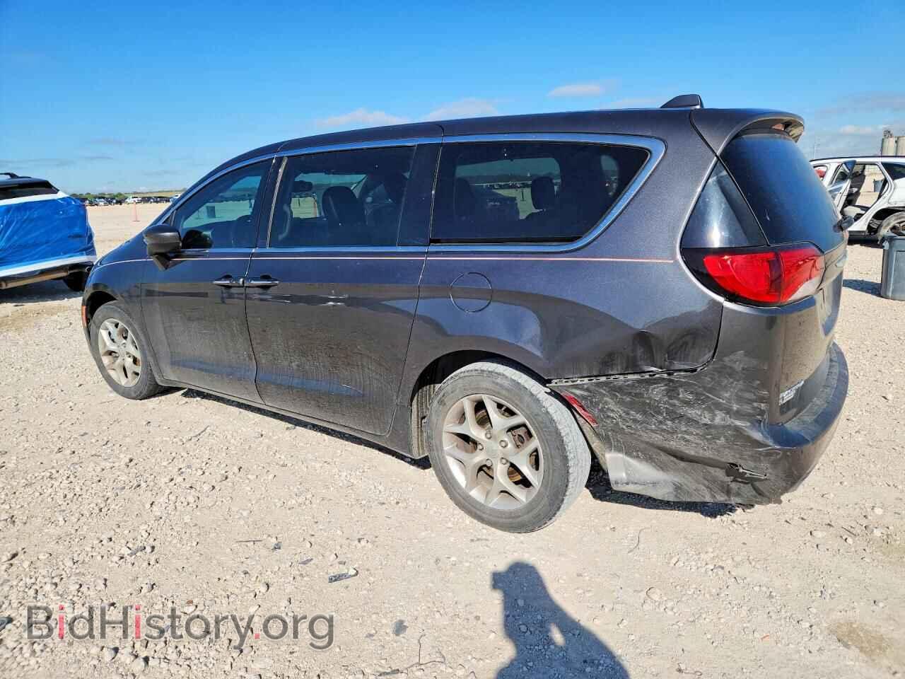 2017 CHRYSLER PACIFICA - VIN: 2C4RC1BG6HR779968 - Photo 2