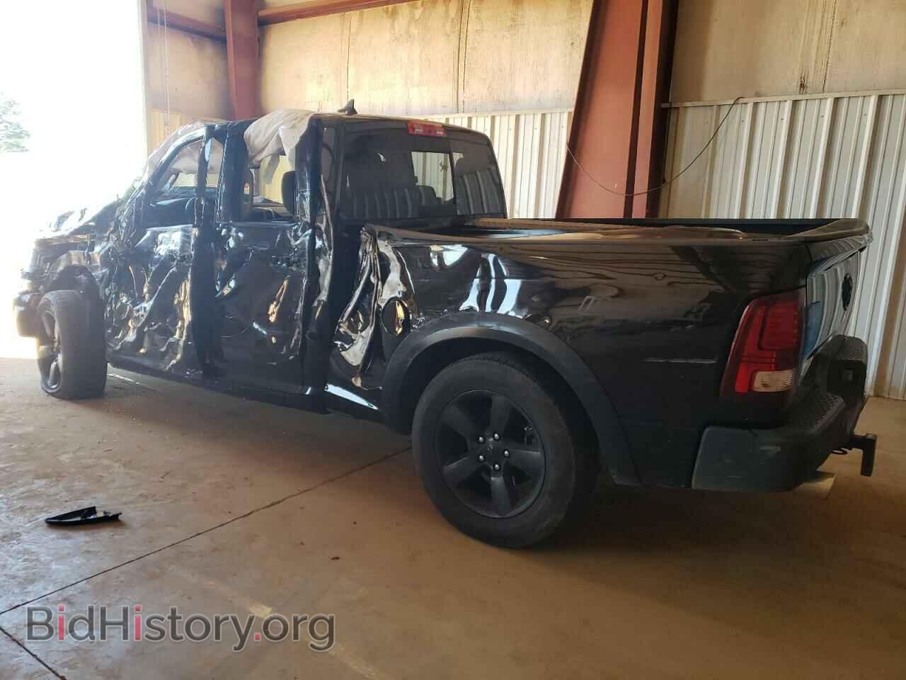 2019 RAM 1500 - VIN: 1C6RR6GT4KS747597 - Фото 2