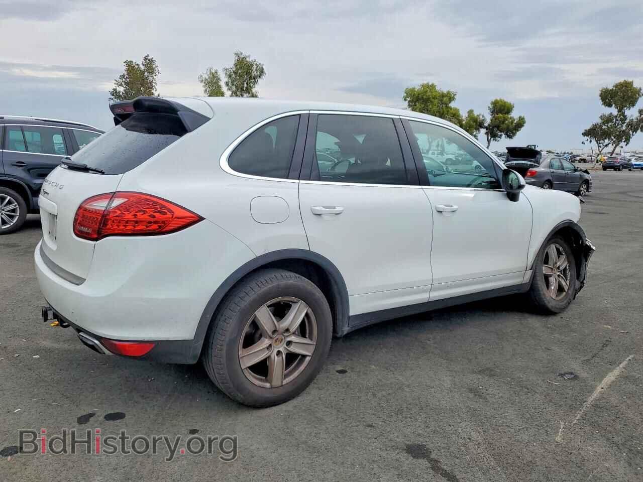 2014 PORSCHE CAYENNE - VIN: WP1AA2A23ELA00575 - Photo 3