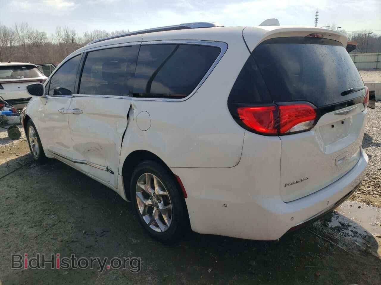 2017 CHRYSLER PACIFICA - VIN: 2C4RC1GG6HR705541 - Фото 2
