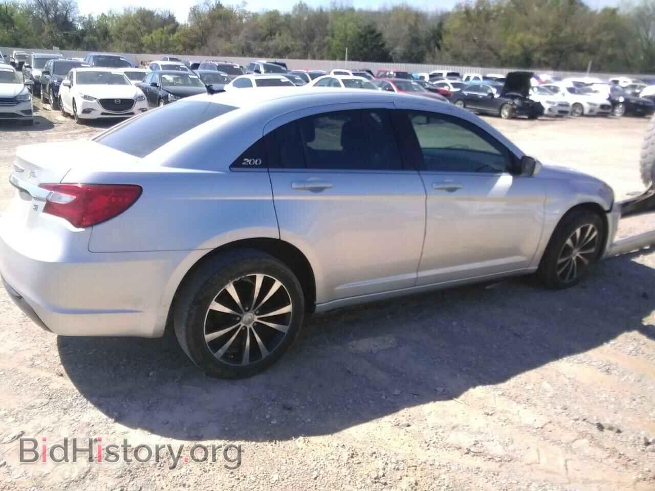 2012 CHRYSLER 200 - VIN: 1C3CCBBG0CN282999 - Фото 3
