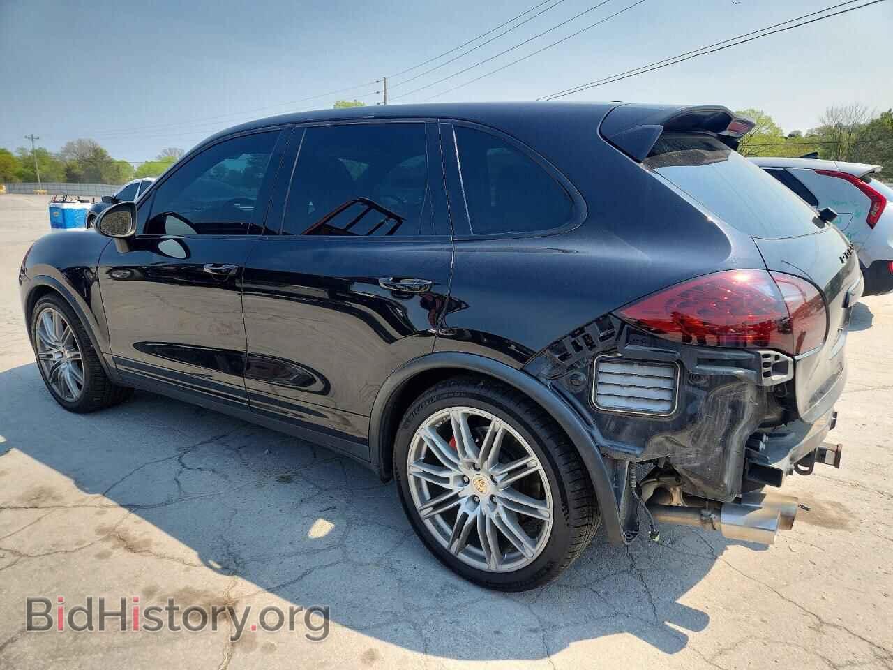 2011 PORSCHE CAYENNE - VIN: WP1AC2A21BLA81114 - Фото 2