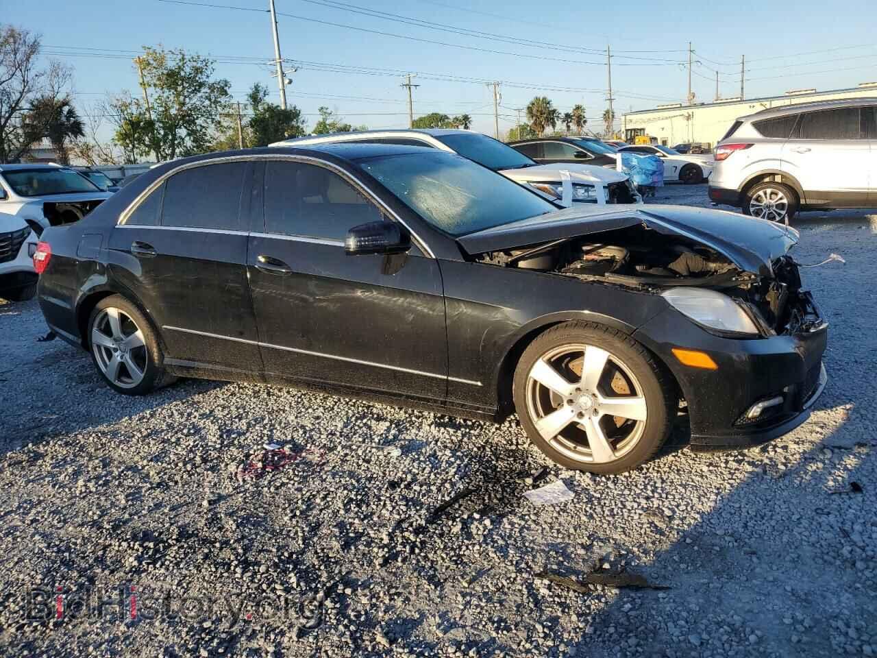 2011 MERCEDES-BENZ E-CLASS - VIN: WDDHF5GBXBA312352 - Фото 4