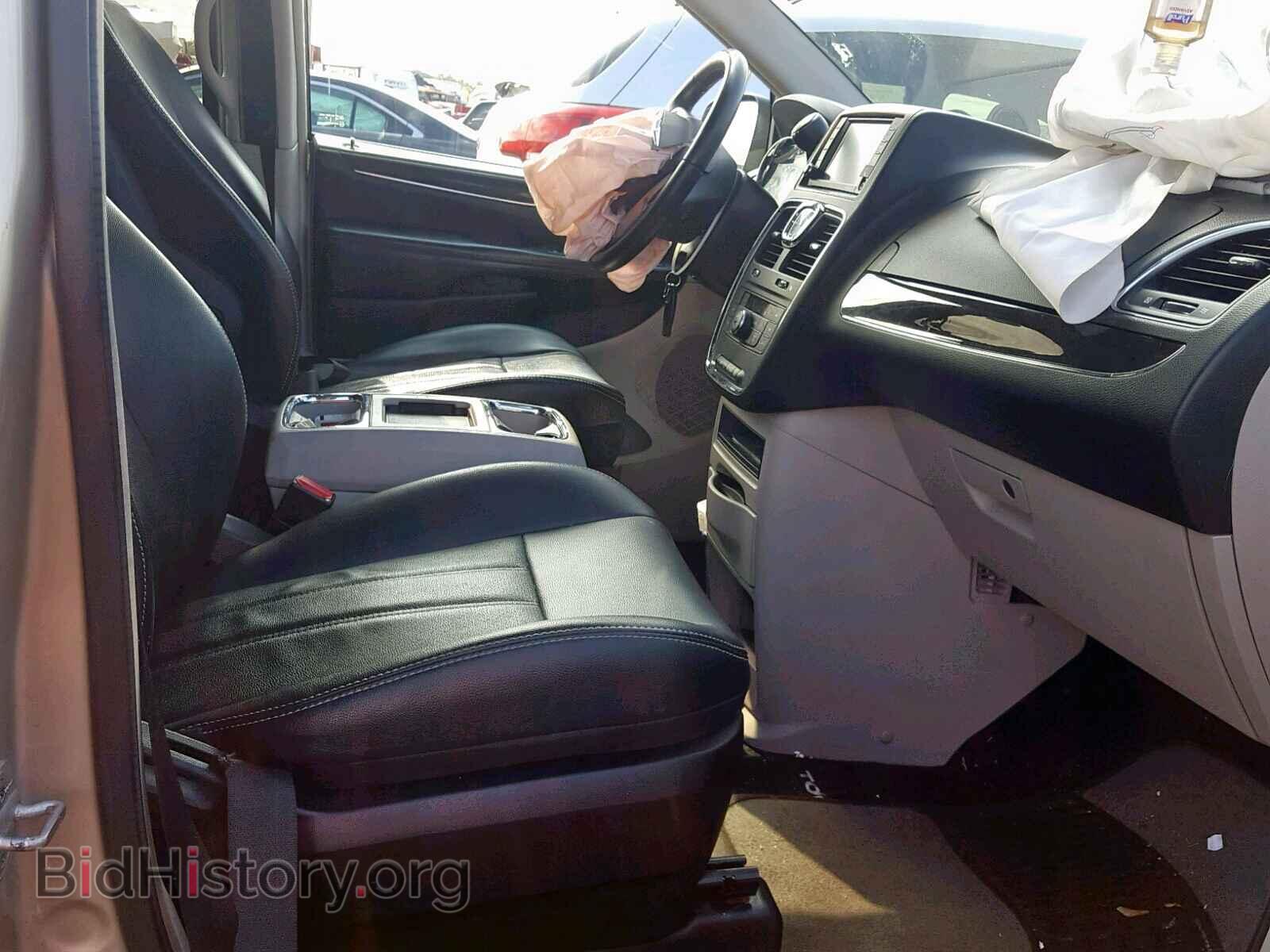 2012 CHRYSLER TOWN & COU - VIN: 2C4RC1BG7CR297311 - Фото 5