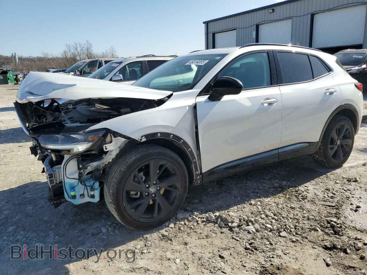 Фотография LRBFZPR46PD229363 - BUICK ENVISION 2023