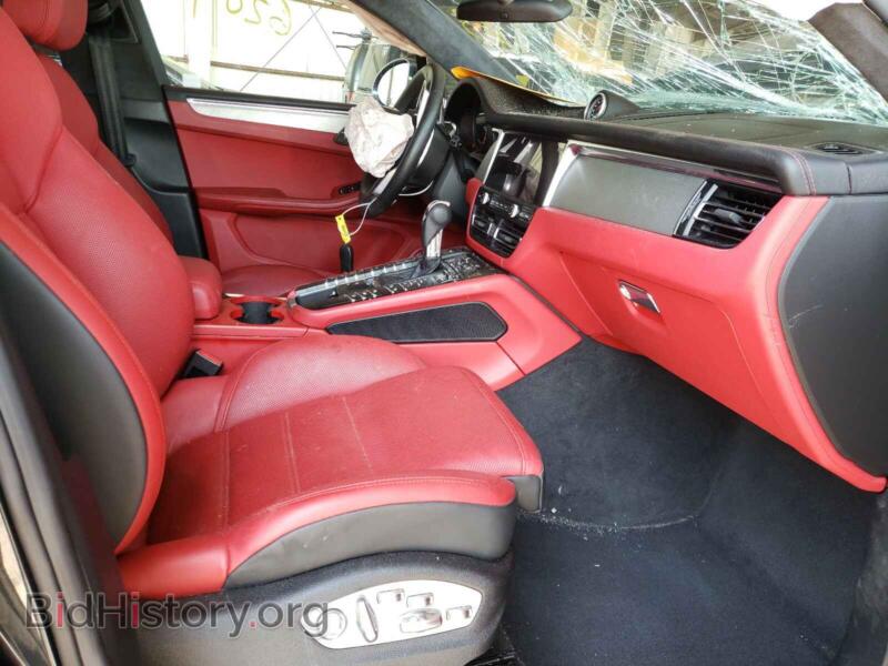 2020 Porsche MACAN (VIN WP1AF2A50LLB60471) — photo 5 of 10