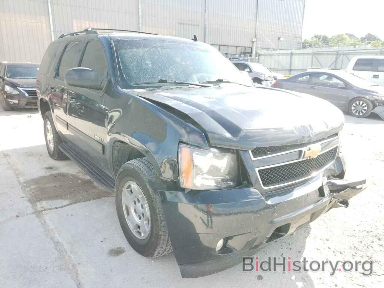 Photo 1GNSKBE03DR240479 - CHEVROLET TAHOE 2013