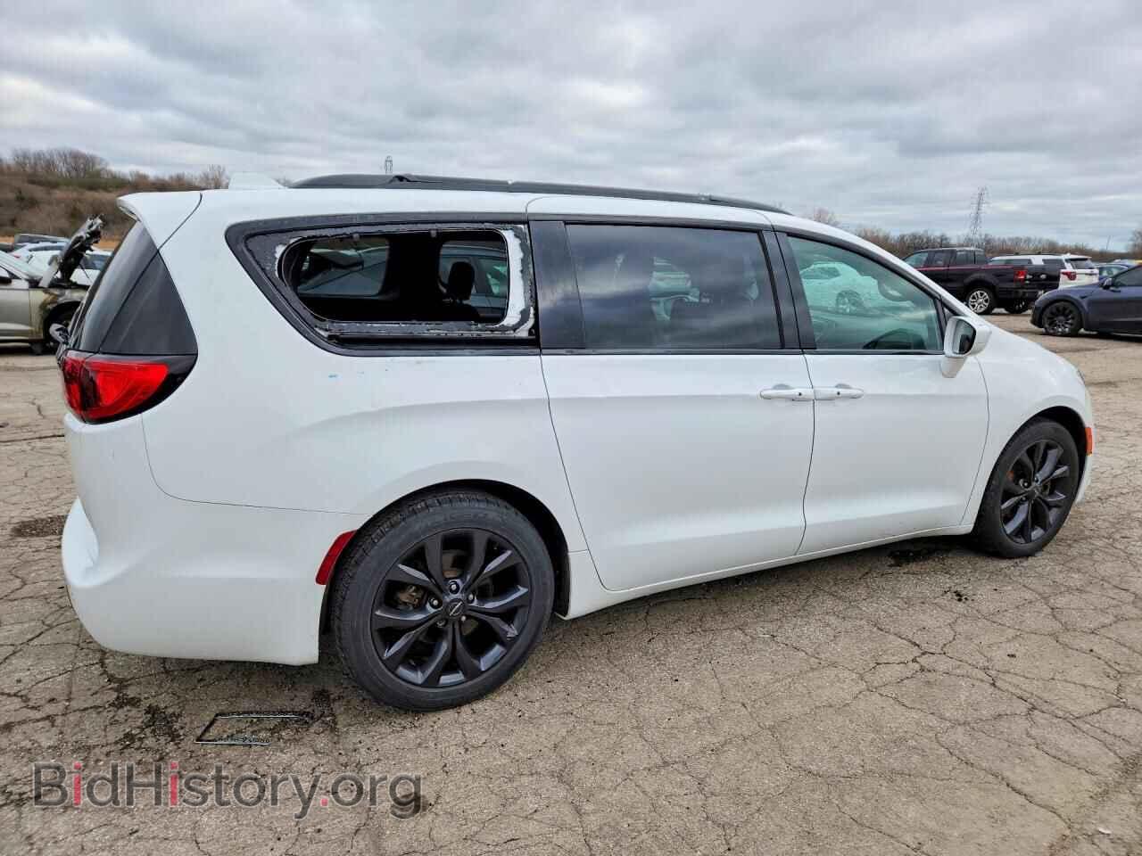 2018 CHRYSLER PACIFICA - VIN: 2C4RC1BG5JR227898 - Фото 3