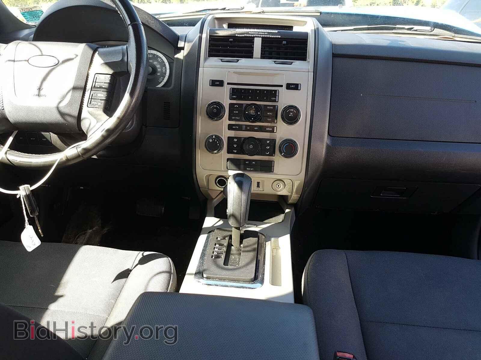 2011 FORD ESCAPE - VIN: 1FMCU0DG9BKB58333 - Фото 9