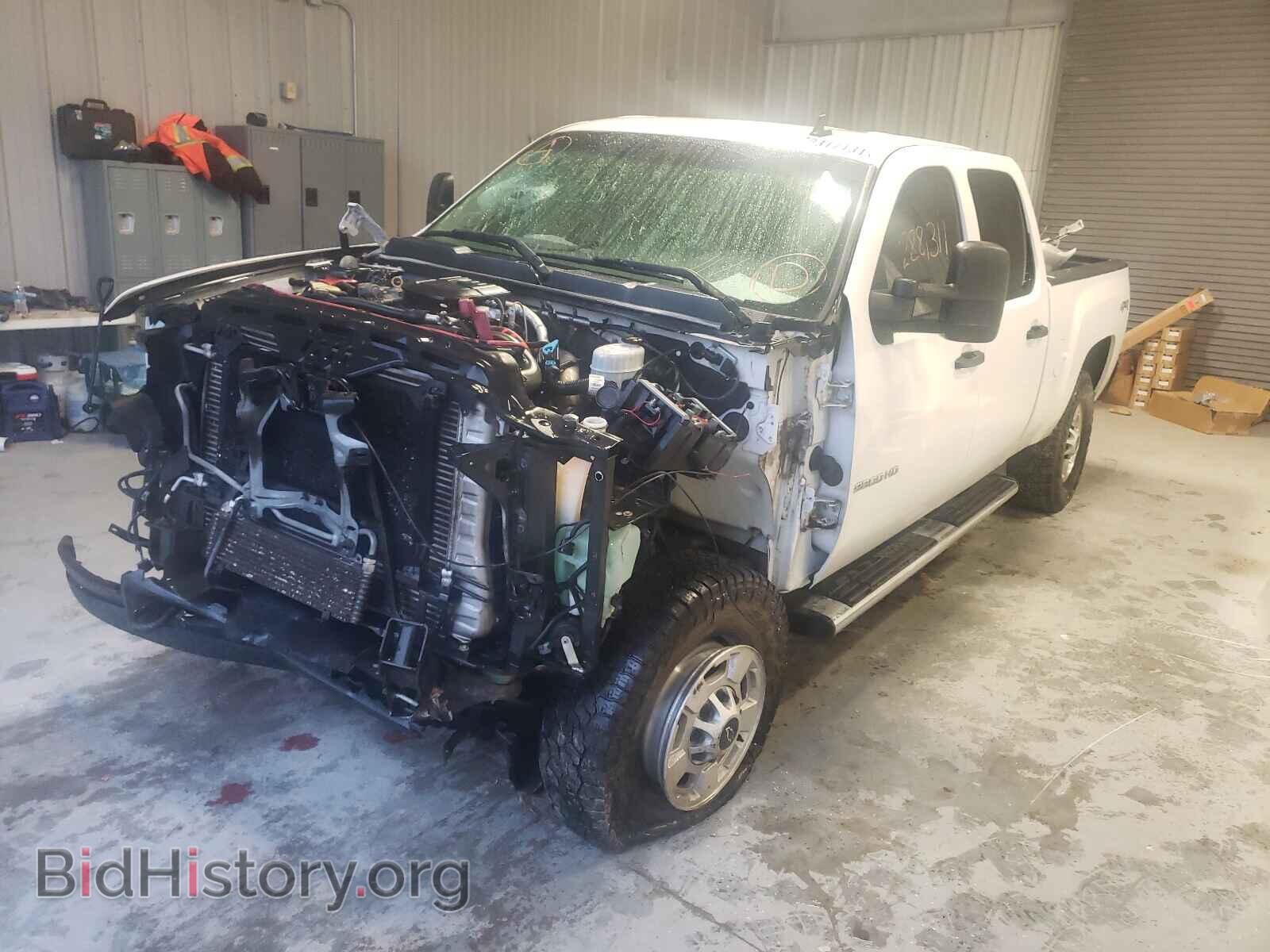2011 CHEVROLET SILVERADO - VIN: 1GC1KVC84BF183805 - Фото 2