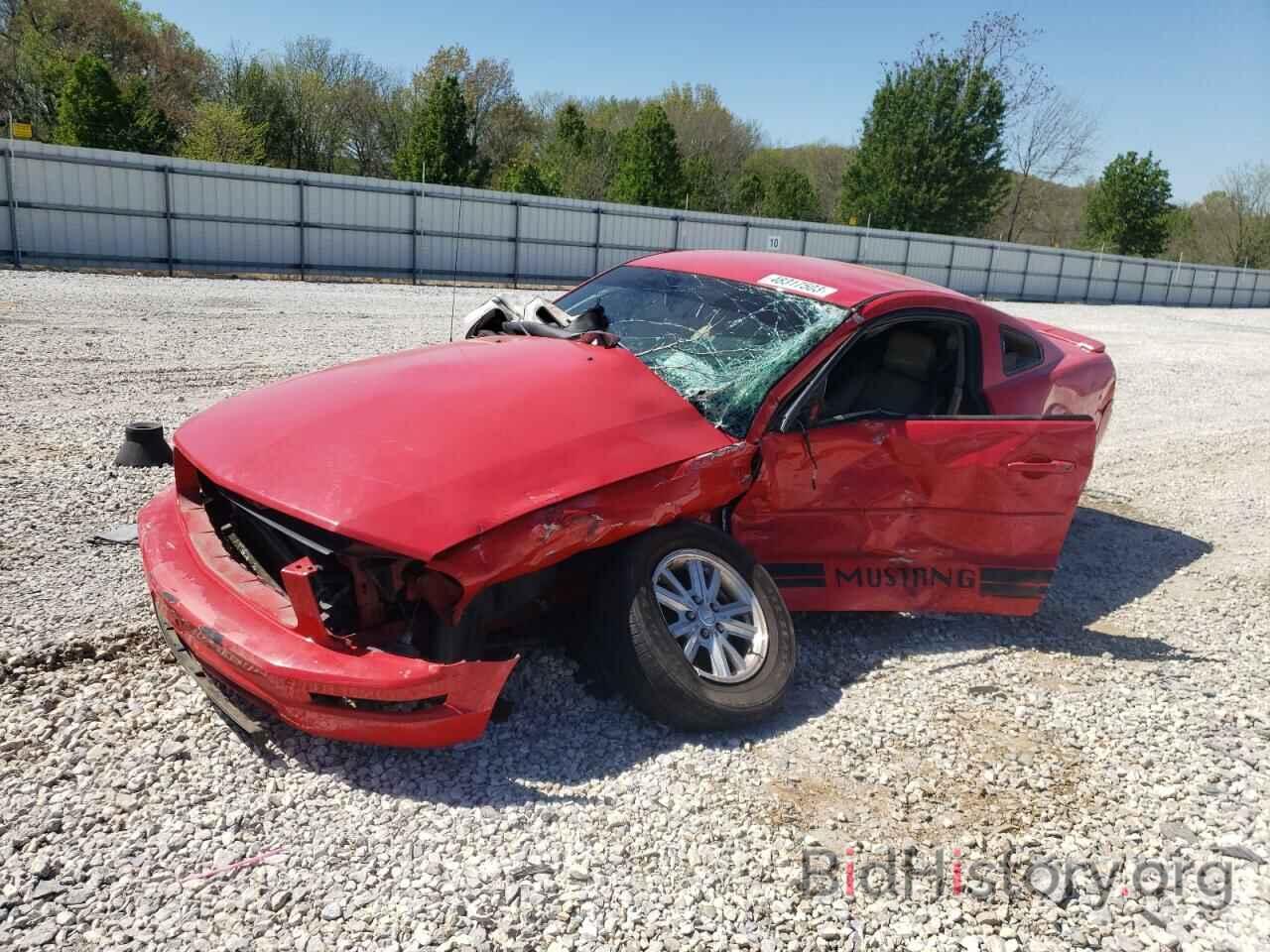 Photo 1ZVHT80N285107373 - FORD MUSTANG 2008