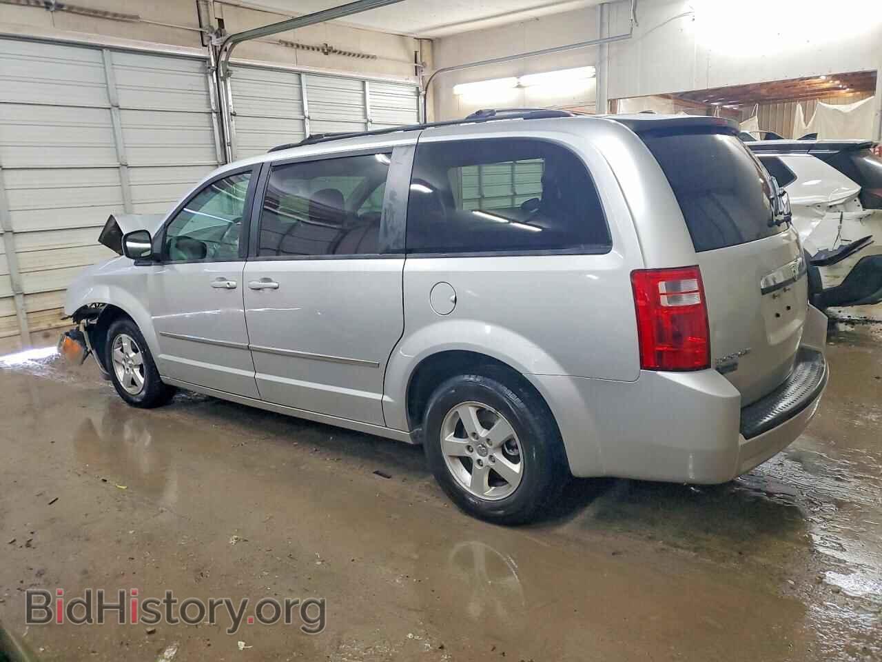 2010 DODGE CARAVAN - VIN: 2D4RN5D11AR475689 - Photo 2