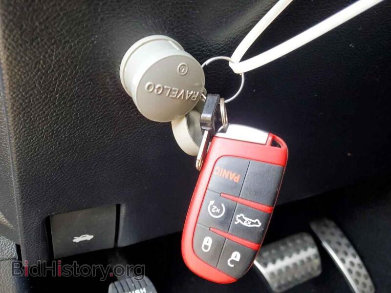 2022 Dodge CHALLENGER (VIN 2C3CDZC91NH123460) — photo 10 of 16