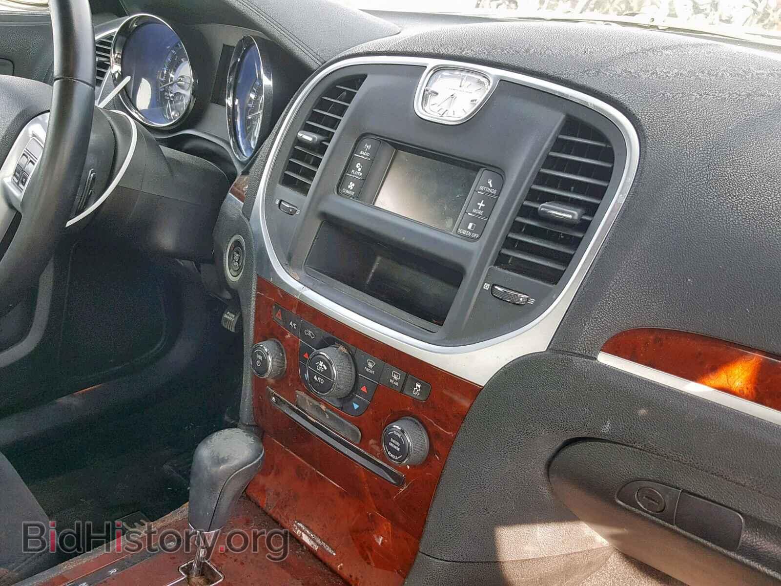 2012 CHRYSLER 300 - VIN: 2C3CCAAG3CH104878 - Фото 9