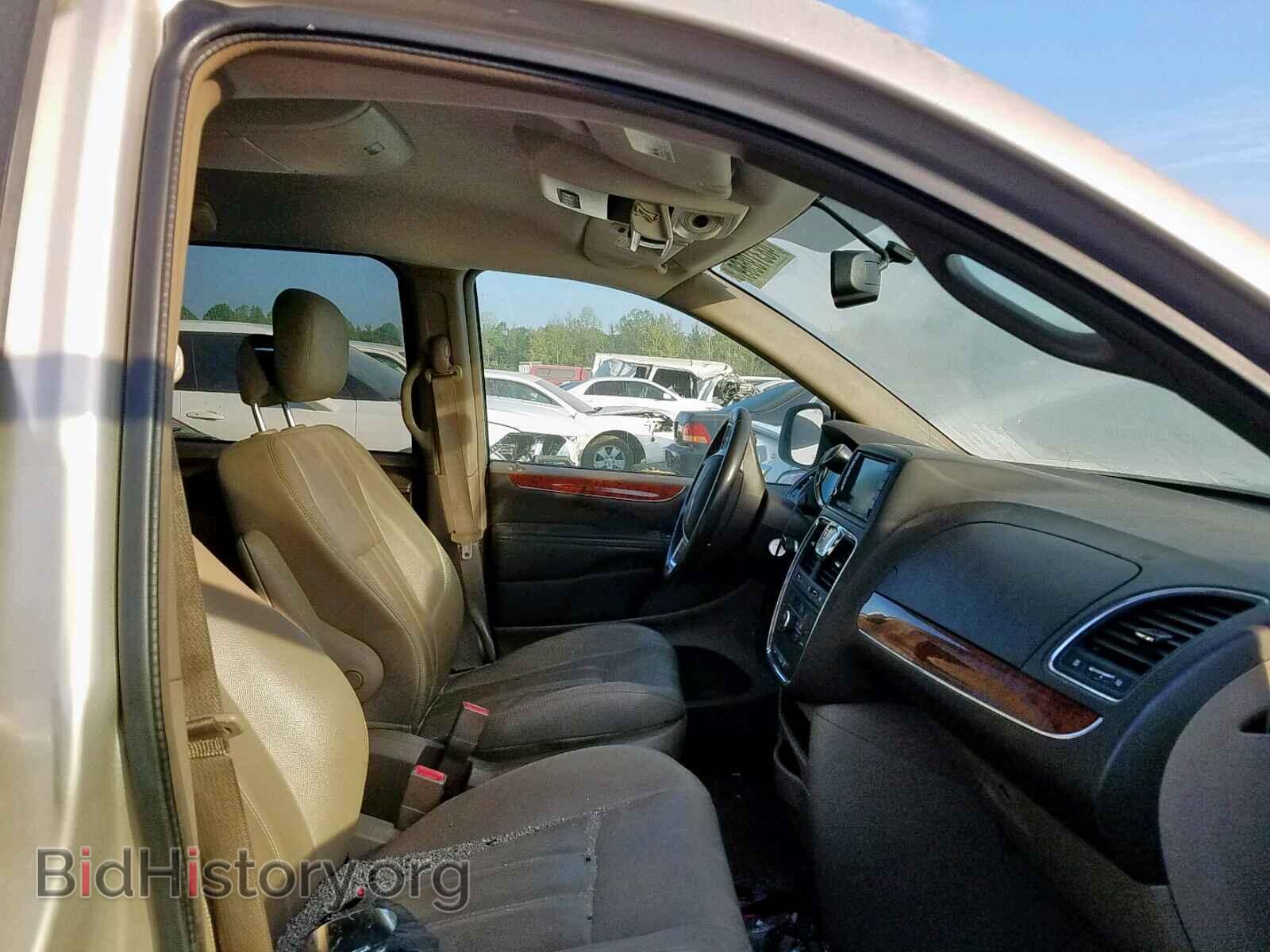 2013 CHRYSLER TOWN & COU - VIN: 2C4RC1BG7DR625277 - Фото 5