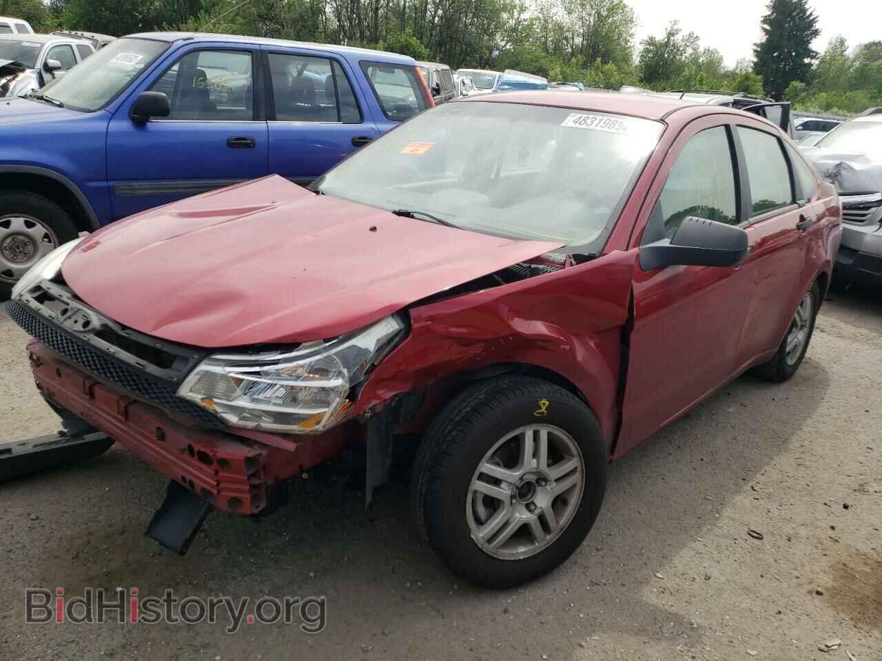 2011 FORD FOCUS - VIN: 1FAHP3EN1BW181572 - Фото 2