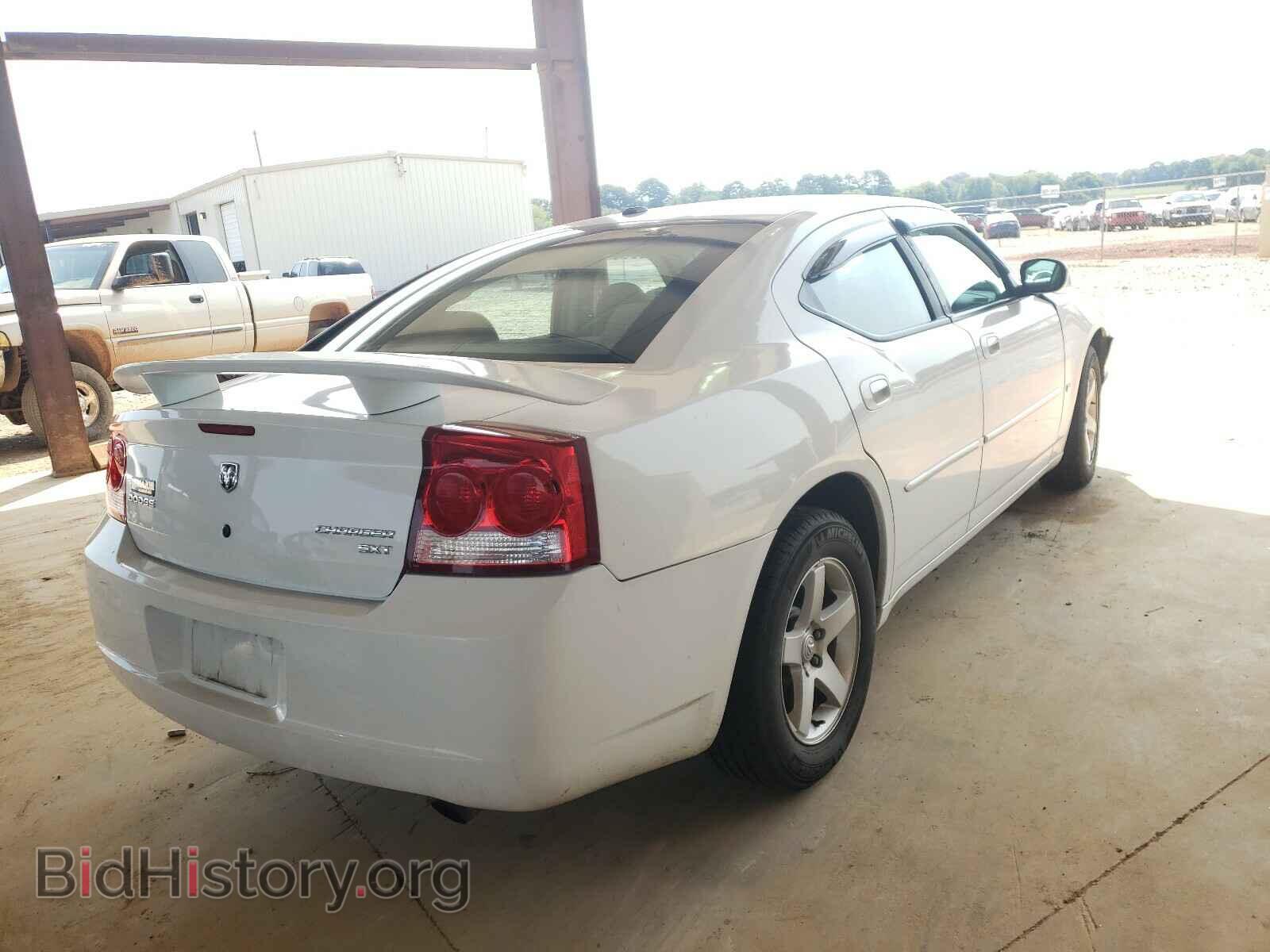 2010 DODGE CHARGER - VIN: 2B3CA3CV0AH277524 - Фото 4