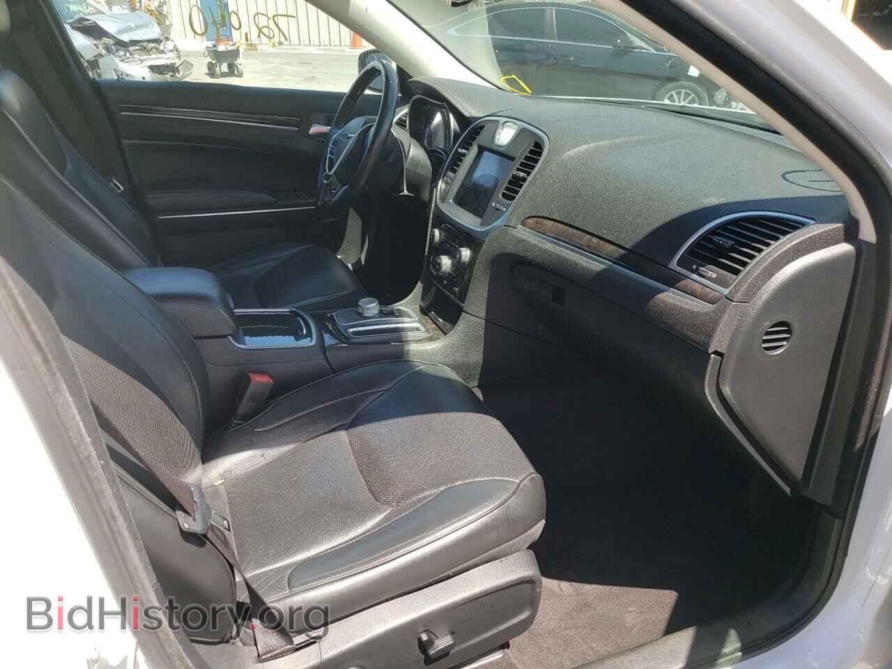 2017 CHRYSLER 300 - VIN: 2C3CCAEG5HH566294 - Фото 5