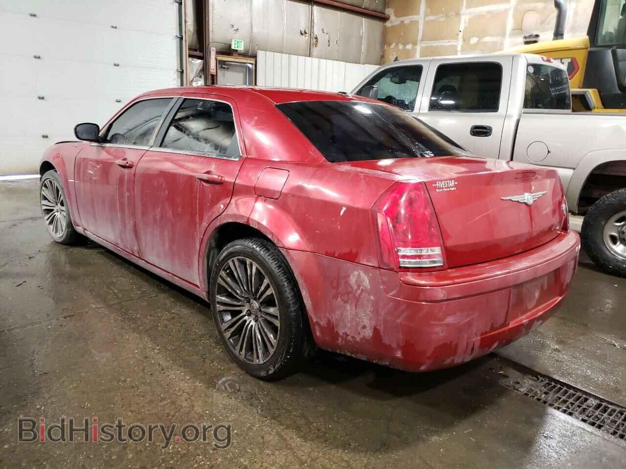 2010 CHRYSLER 300 - VIN: 2C3CA2CVXAH329061 - Фото 2
