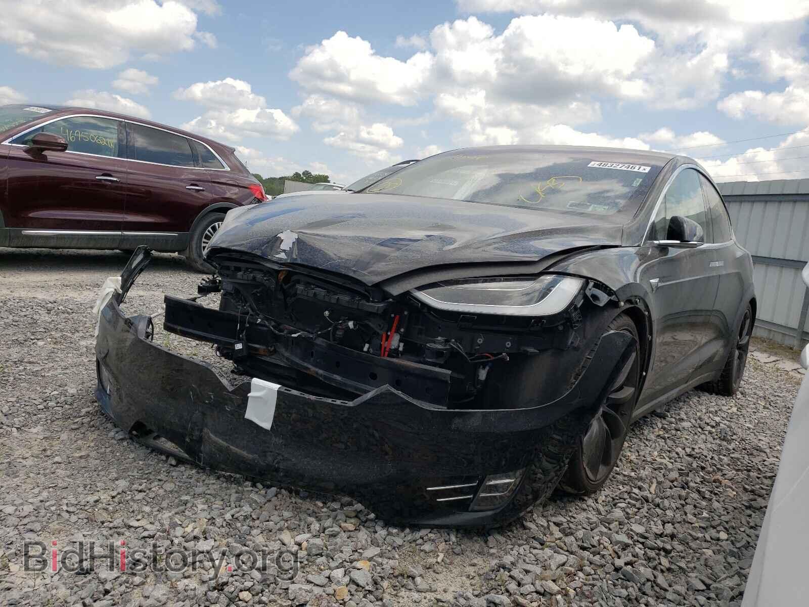2017 TESLA MODEL X - VIN: 5YJXCDE23HF077143 - Photo 2