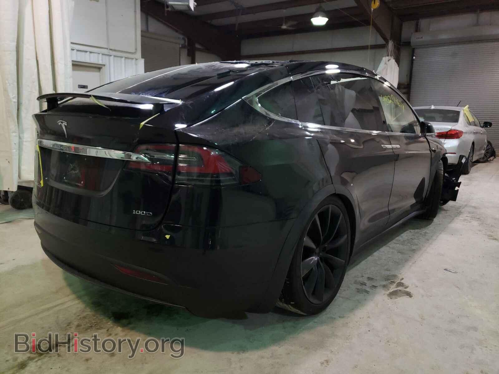 2017 TESLA MODEL X - VIN: 5YJXCDE23HF077143 - Photo 4