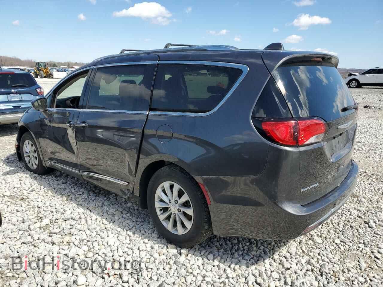 2019 CHRYSLER PACIFICA - VIN: 2C4RC1BG7KR643680 - Фото 2