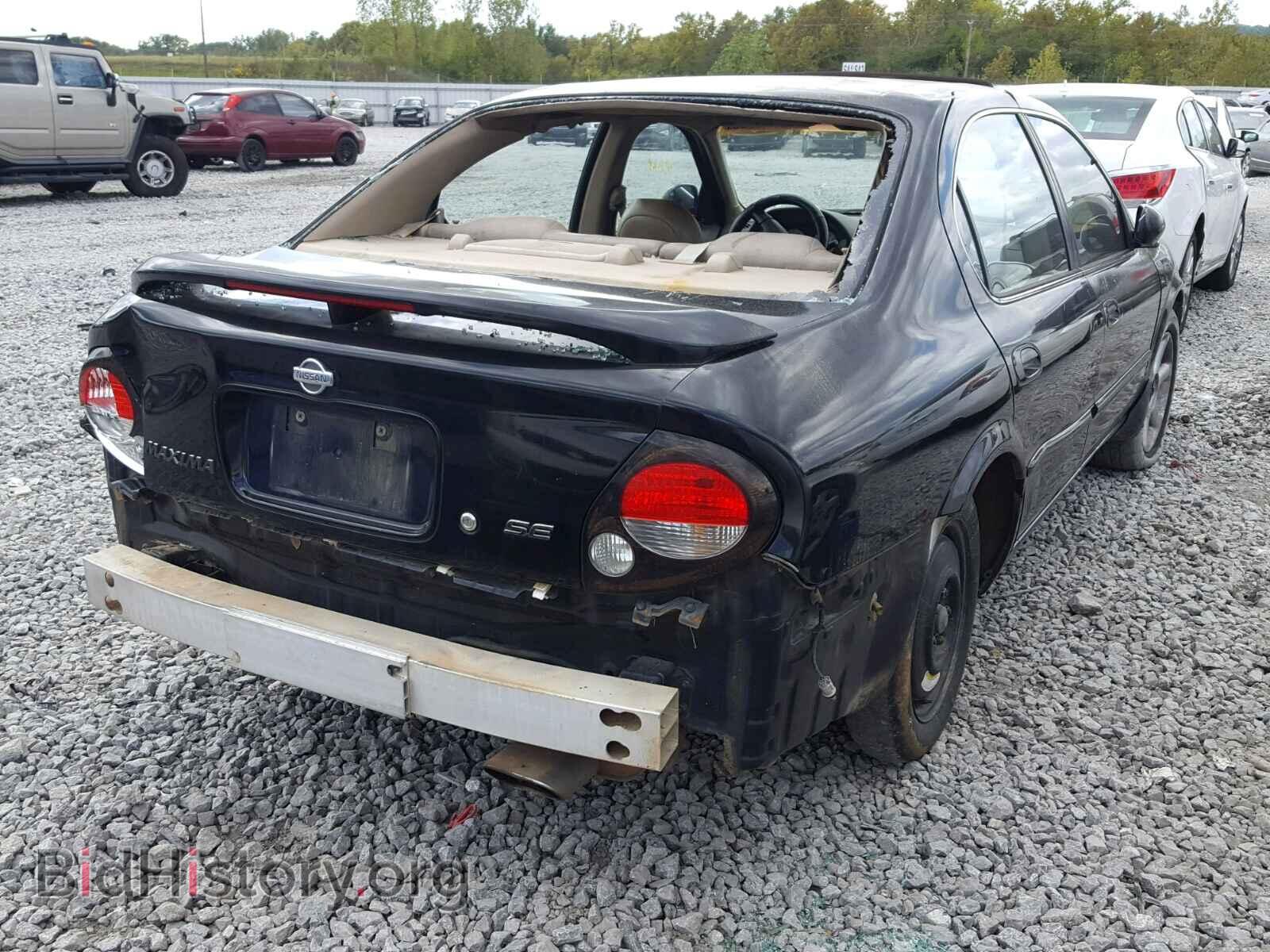 2000 NISSAN MAXIMA - VIN: JN1CA31D1YT548907 - Photo 4