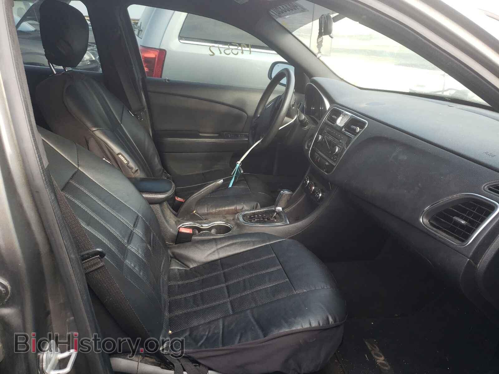 2013 CHRYSLER 200 - VIN: 1C3CCBAB3DN604543 - Фото 5