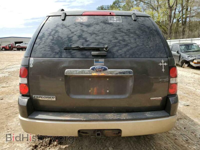 2006 Ford EXPLORER (VIN 1FMEU74EX6UB23116) — photo 6 of 13
