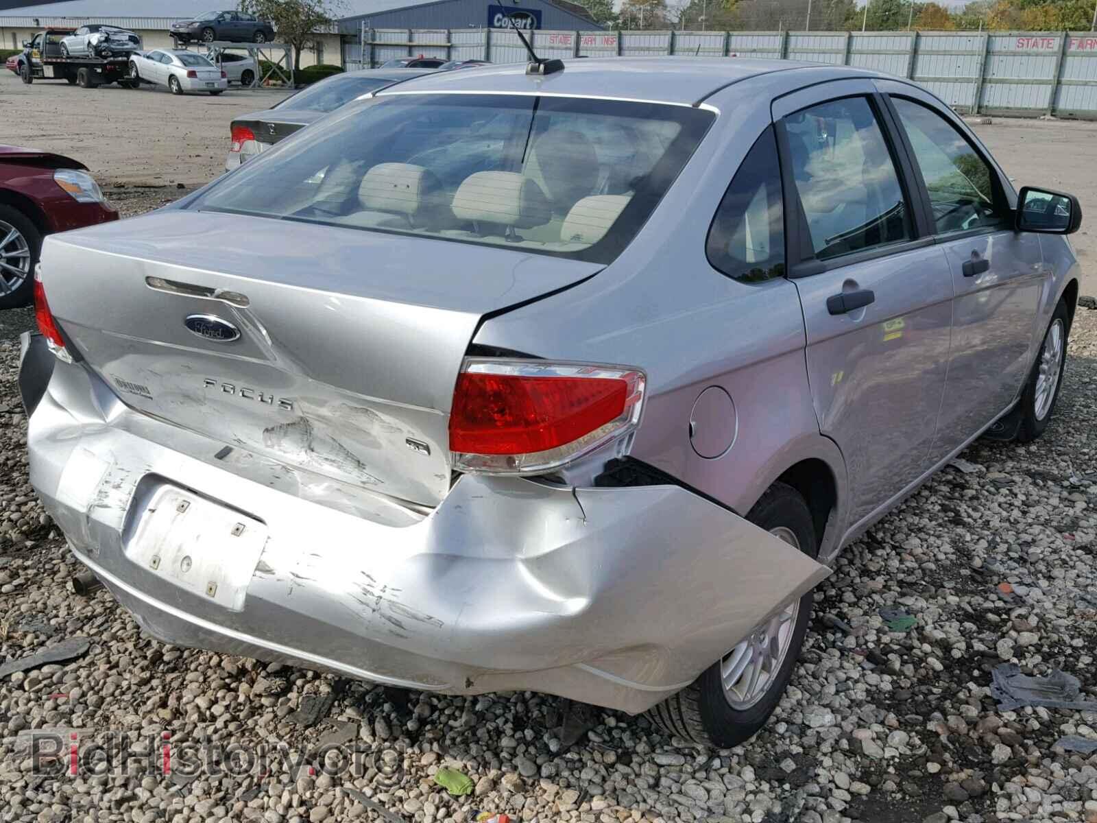 2011 FORD FOCUS - VIN: 1FAHP3FN8BW112683 - Фото 4