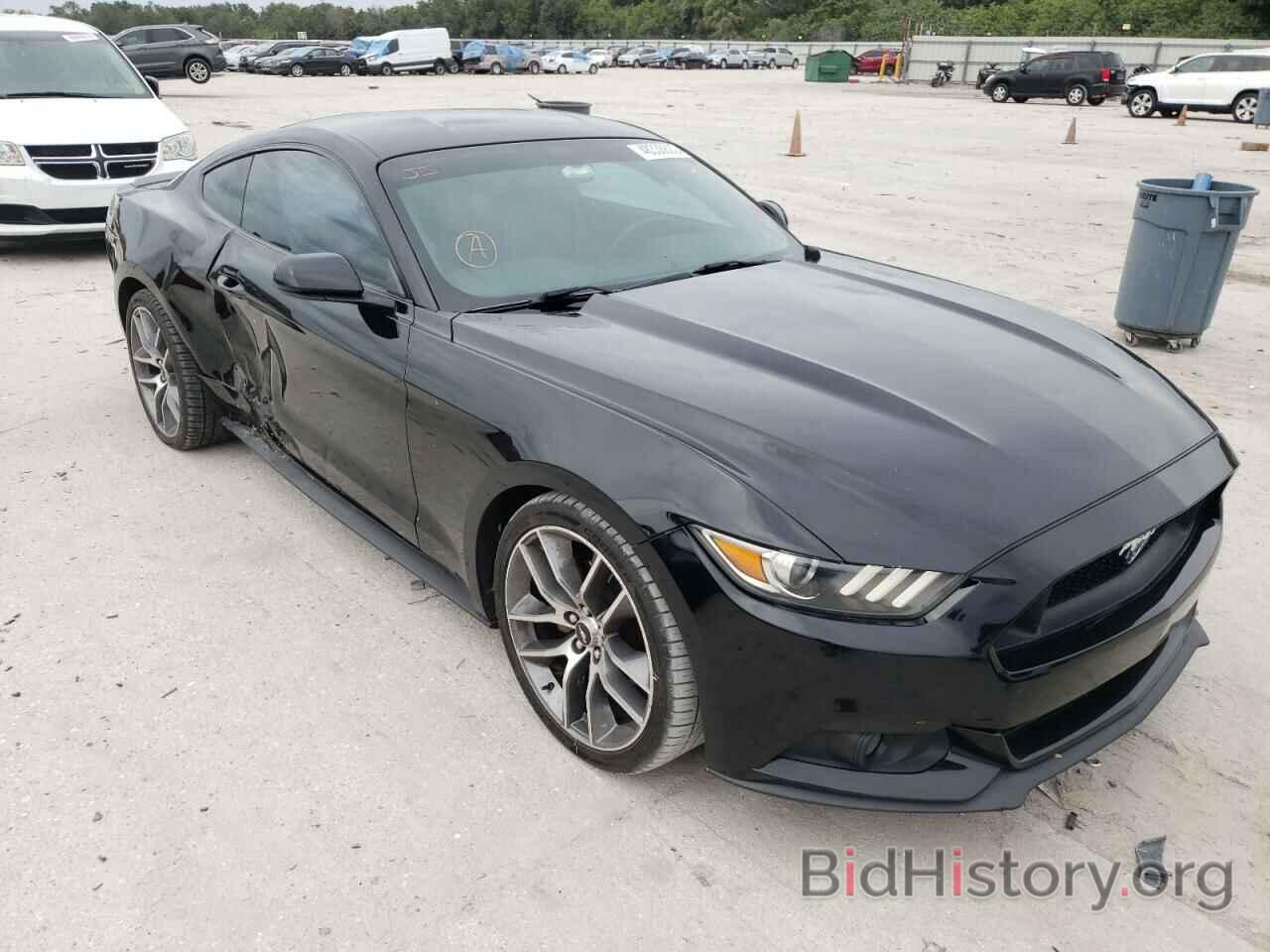 Photo 1FA6P8AM5F5317117 - FORD MUSTANG 2015