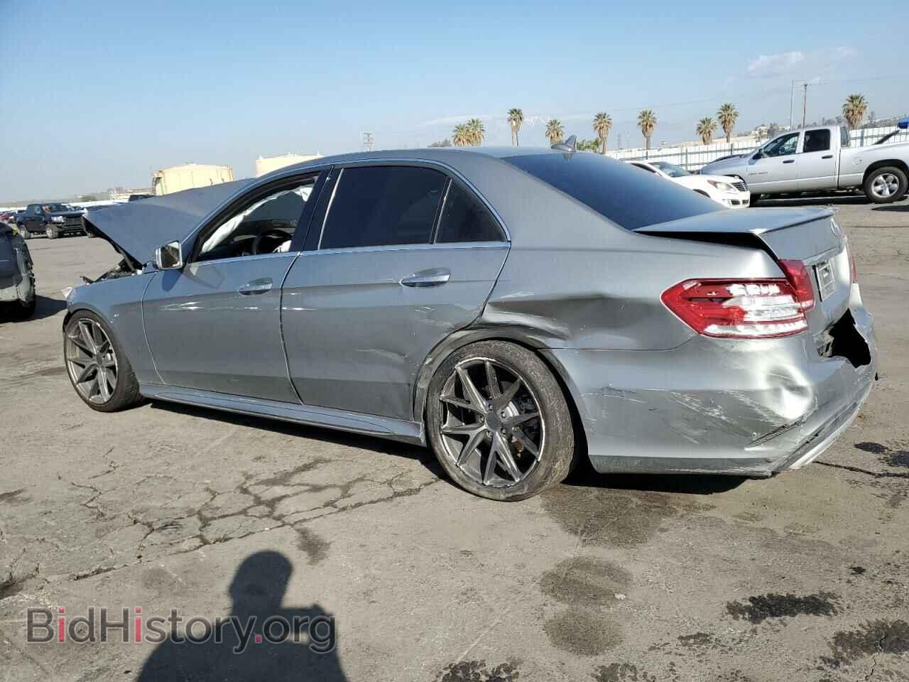 2014 MERCEDES-BENZ E-CLASS - VIN: WDDHF5KB7EA777411 - Фото 2