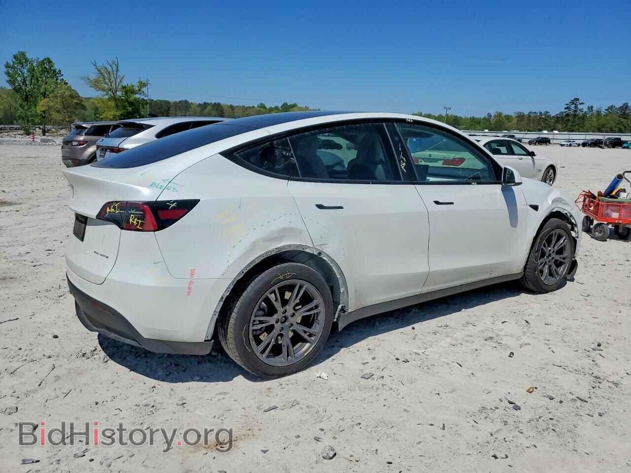 2024 TESLA MODEL Y - VIN: 7SAYGAEE4RF155306 - Photo 3