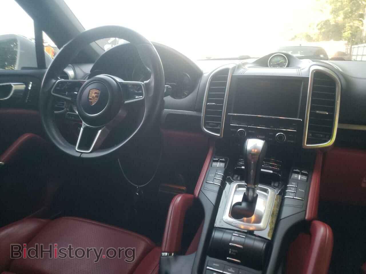 2016 PORSCHE CAYENNE - VIN: WP1AE2A25GLA58629 - Photo 9