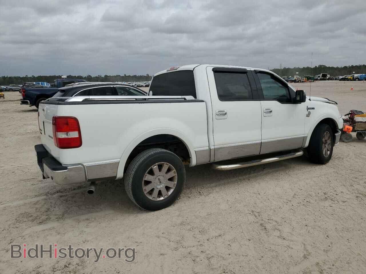 2006 LINCOLN MARK LT - VIN: 5LTPW16506FJ14055 - Фото 3