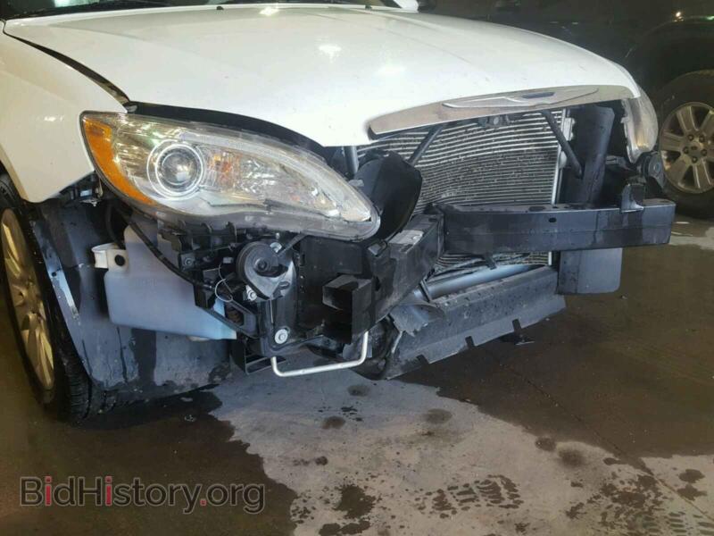 2011 Chrysler 200 (VIN 1C3BC4FB6BN607112) — photo 9 of 10