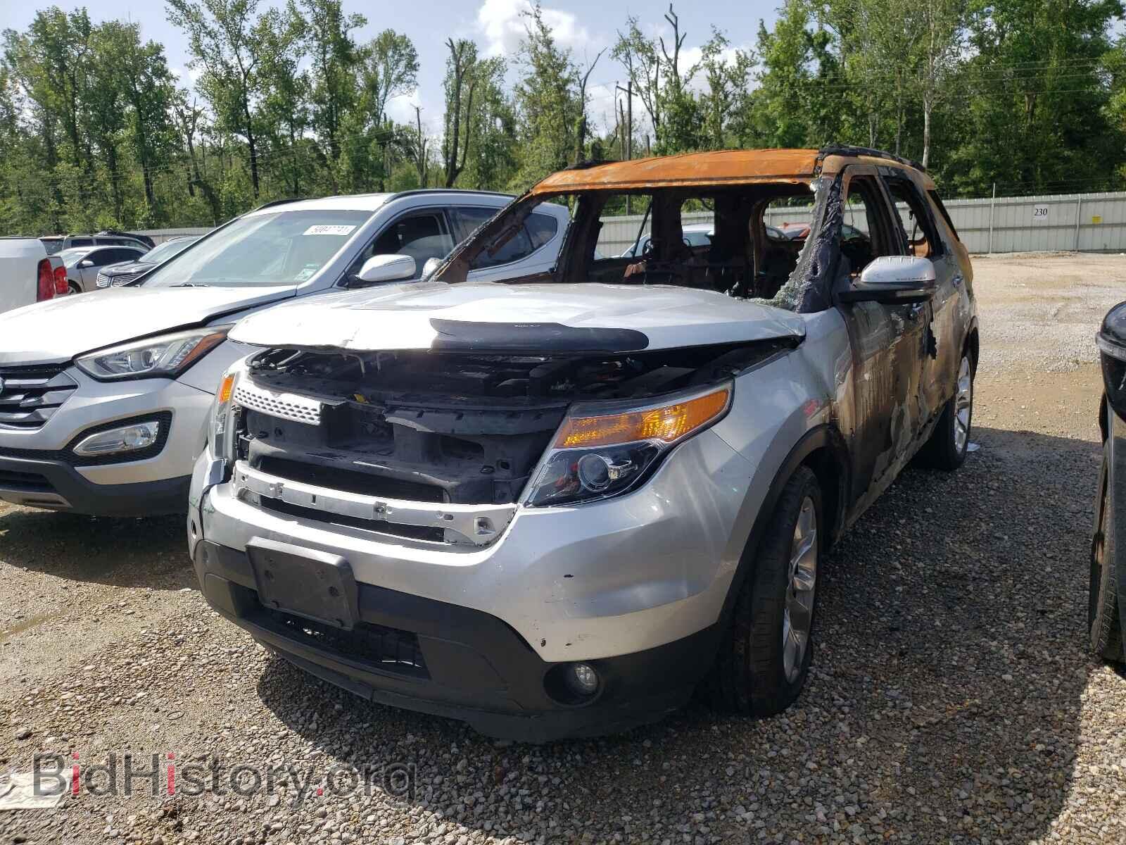 2011 FORD EXPLORER - VIN: 1FMHK7F89BGA50632 - Photo 2