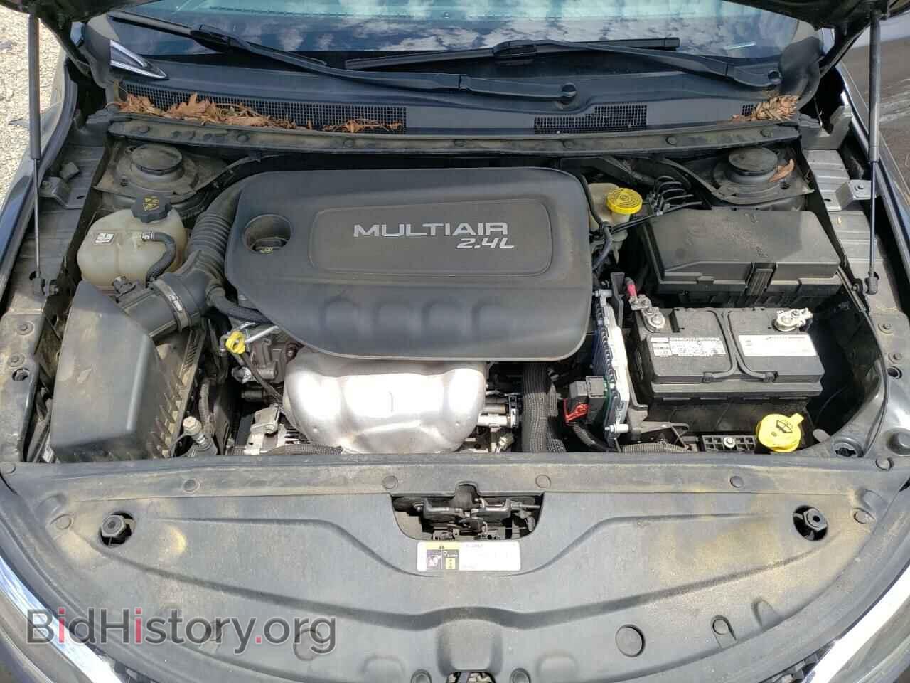 2016 CHRYSLER 200 - VIN: 1C3CCCAB1GN167202 - Фото 7