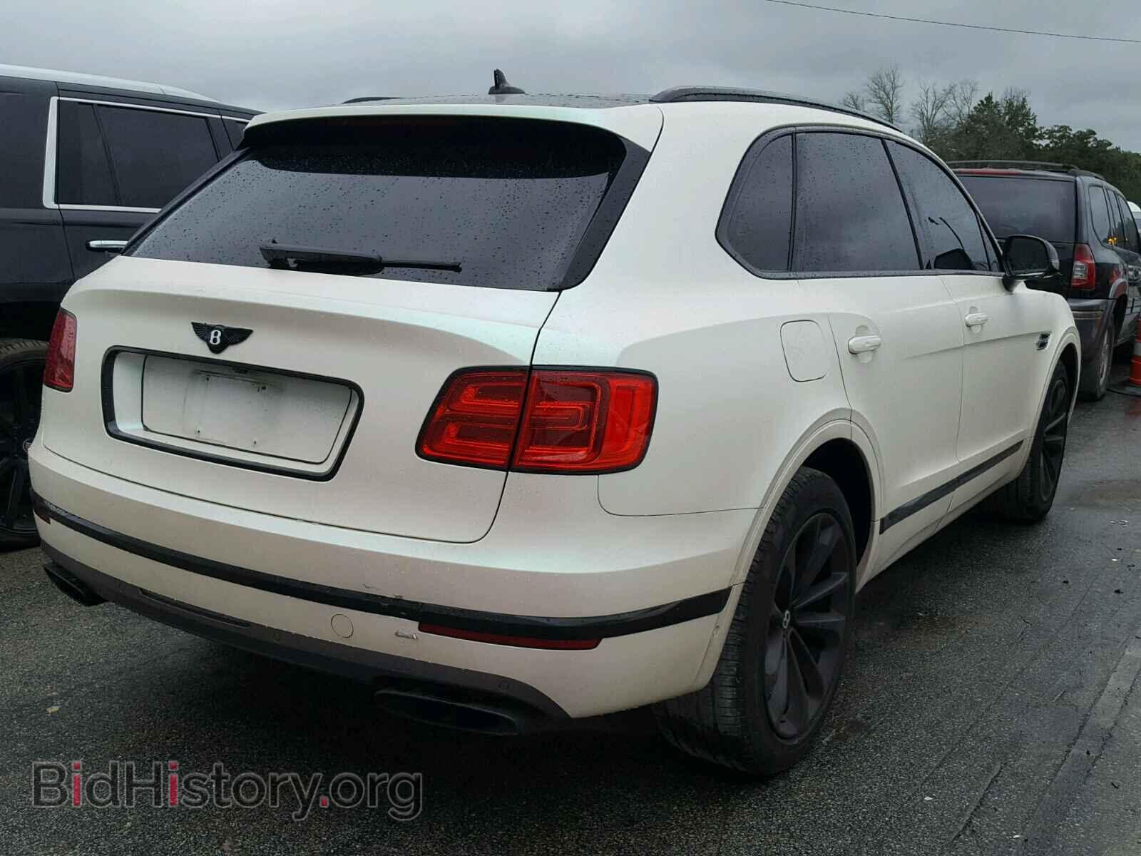 2017 BENTLEY BENTAYGA - VIN: SJAAC2ZV3HC013262 - Фото 4